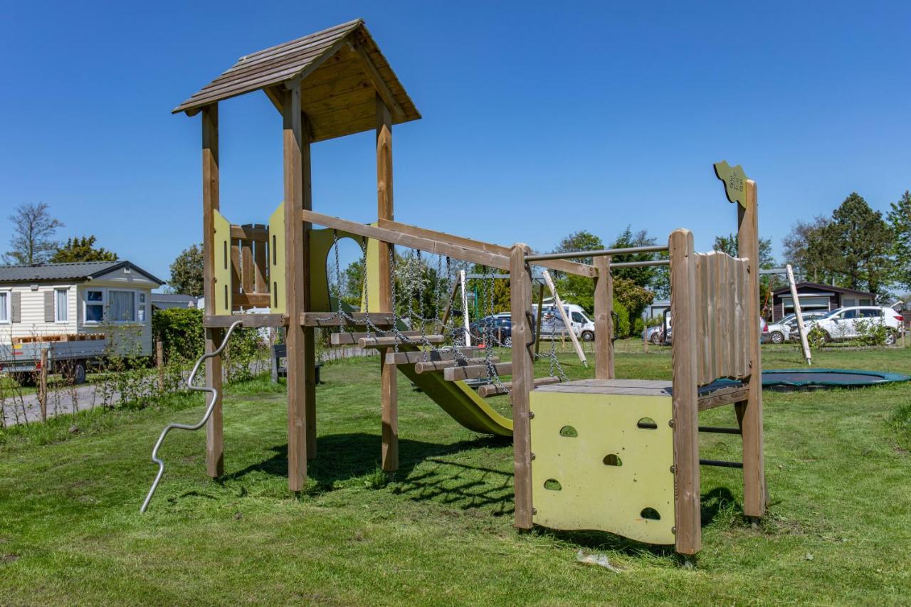 Bungalow 6 Op Recreatiepark De Wielen Sint Maarten Kültér fotó
