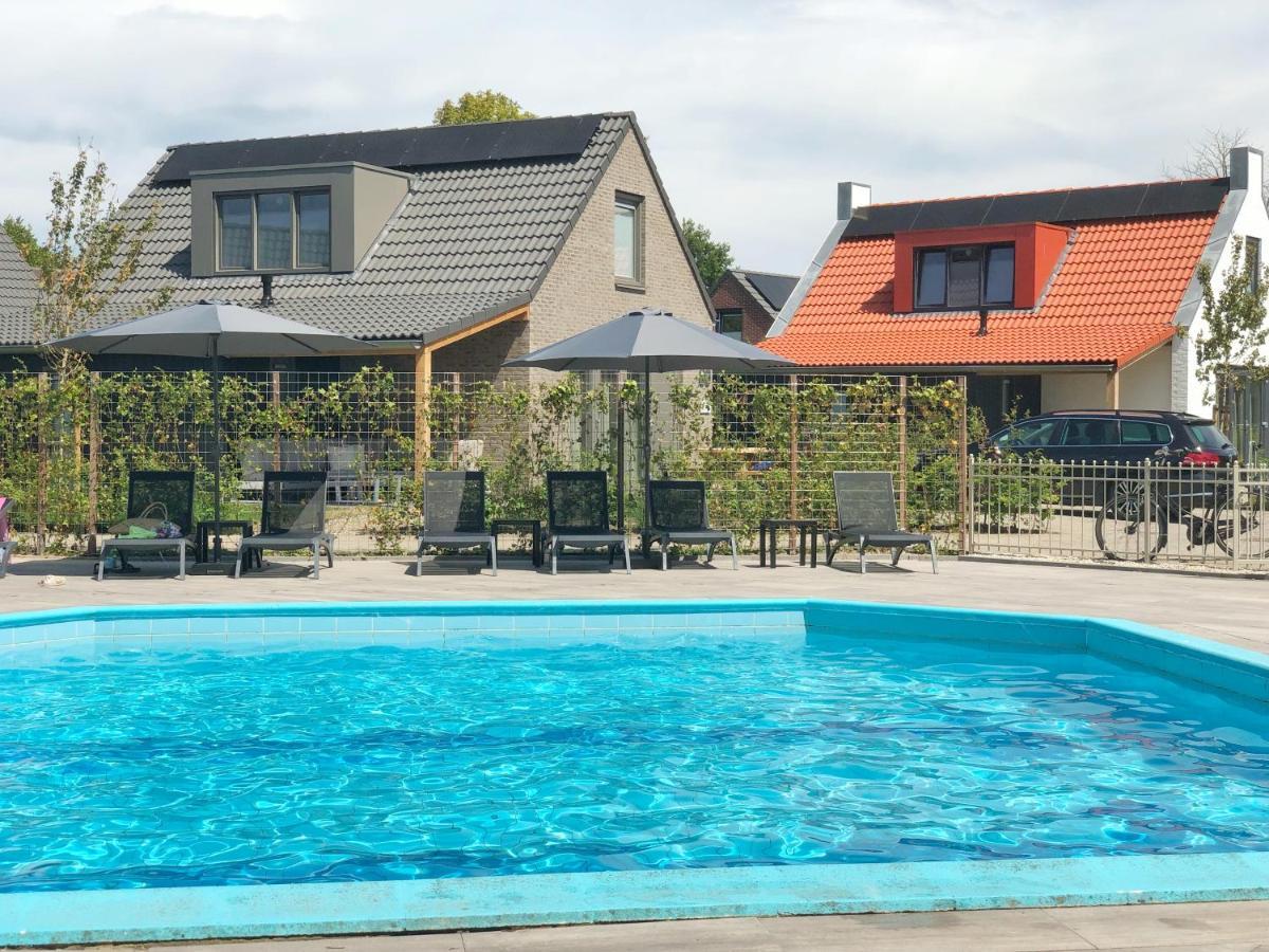 Bungalow 6 Op Recreatiepark De Wielen Sint Maarten Kültér fotó