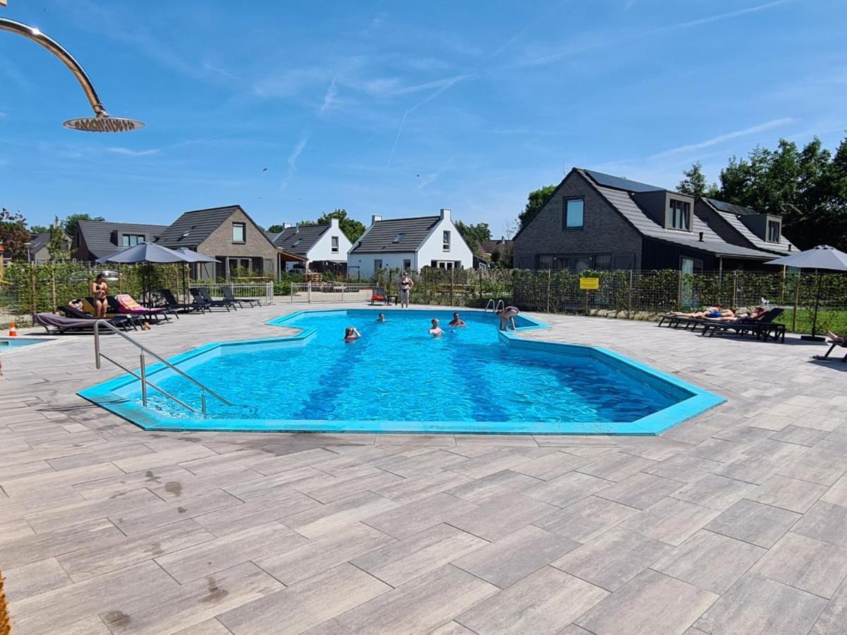 Bungalow 6 Op Recreatiepark De Wielen Sint Maarten Kültér fotó