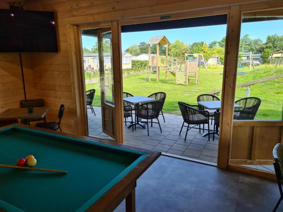 Bungalow 6 Op Recreatiepark De Wielen Sint Maarten Kültér fotó